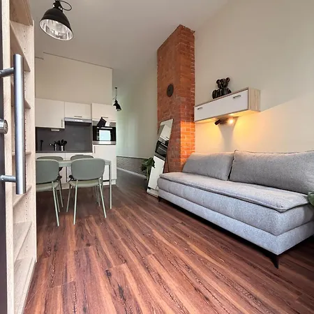 Caro - Gemuetliches Cityapartment Fuer 4 Personen - Kueche - Bad Lägenhet *