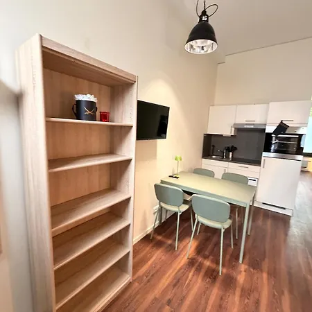 Lägenhet Caro - Gemuetliches Cityapartment Fuer 4 Personen - Kueche - Bad *